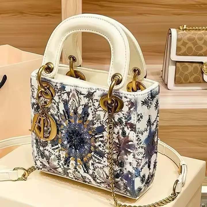 حقائب يد للسيدات فاخرة عالية الجودة -  Luxury Ladies Handbags High Quality Designer