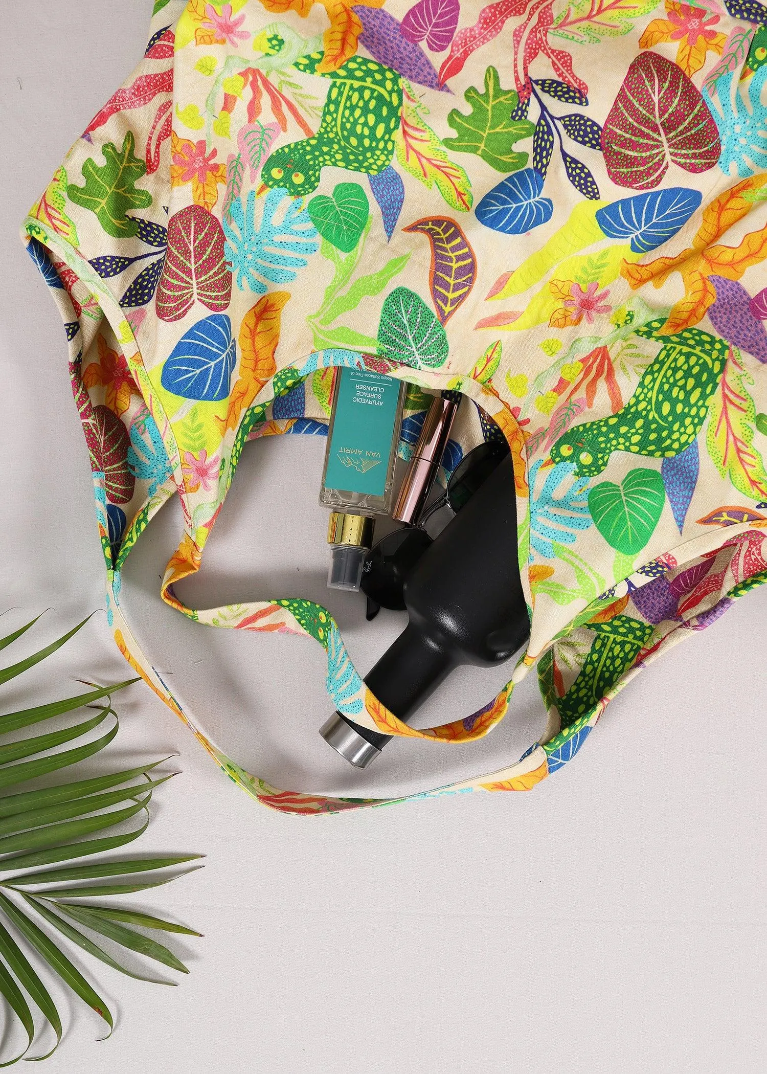 Beige Farm Rio Jhola Tote Bag