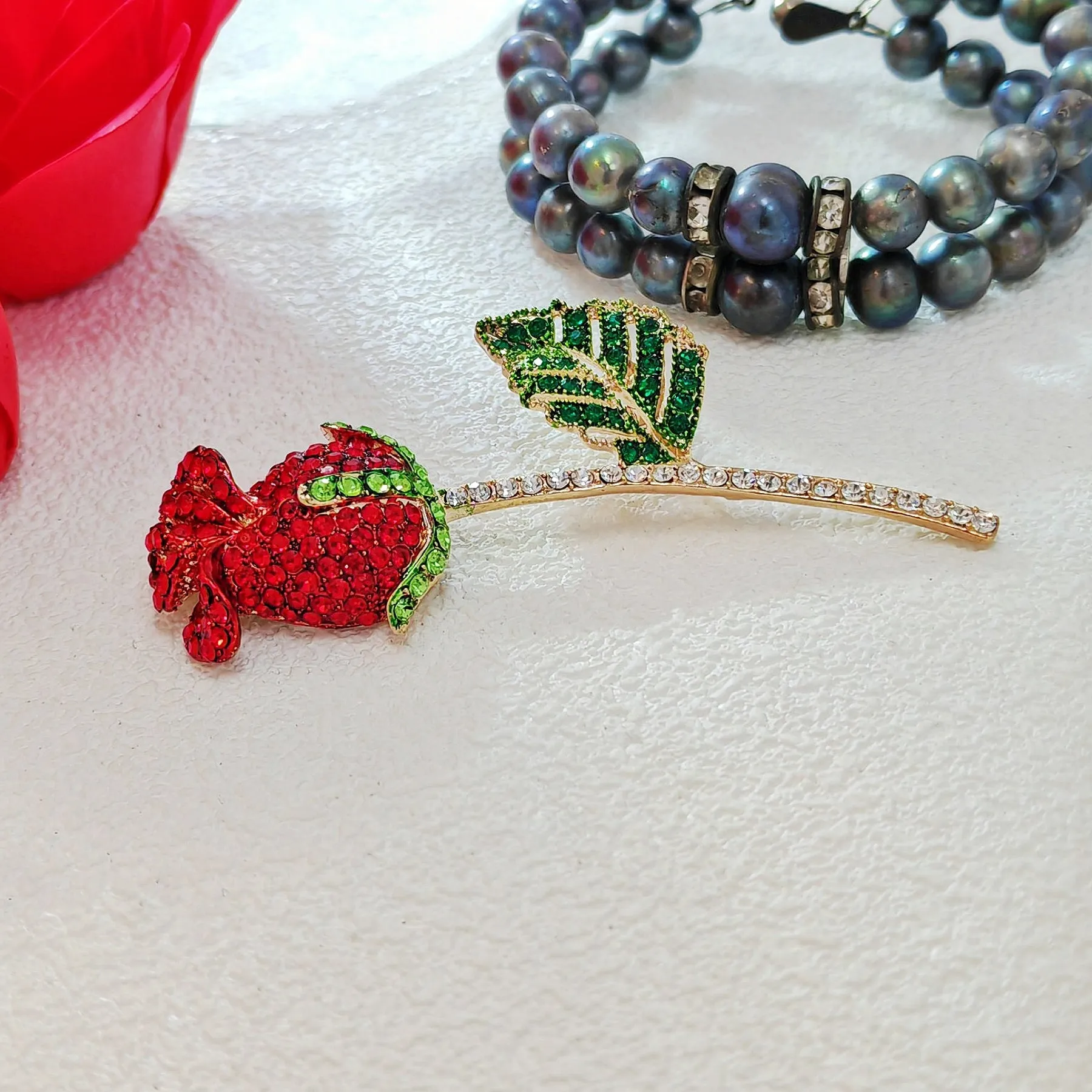 Exquisite Red Crystal Rose Bud Lapel Pin Her Jewelry