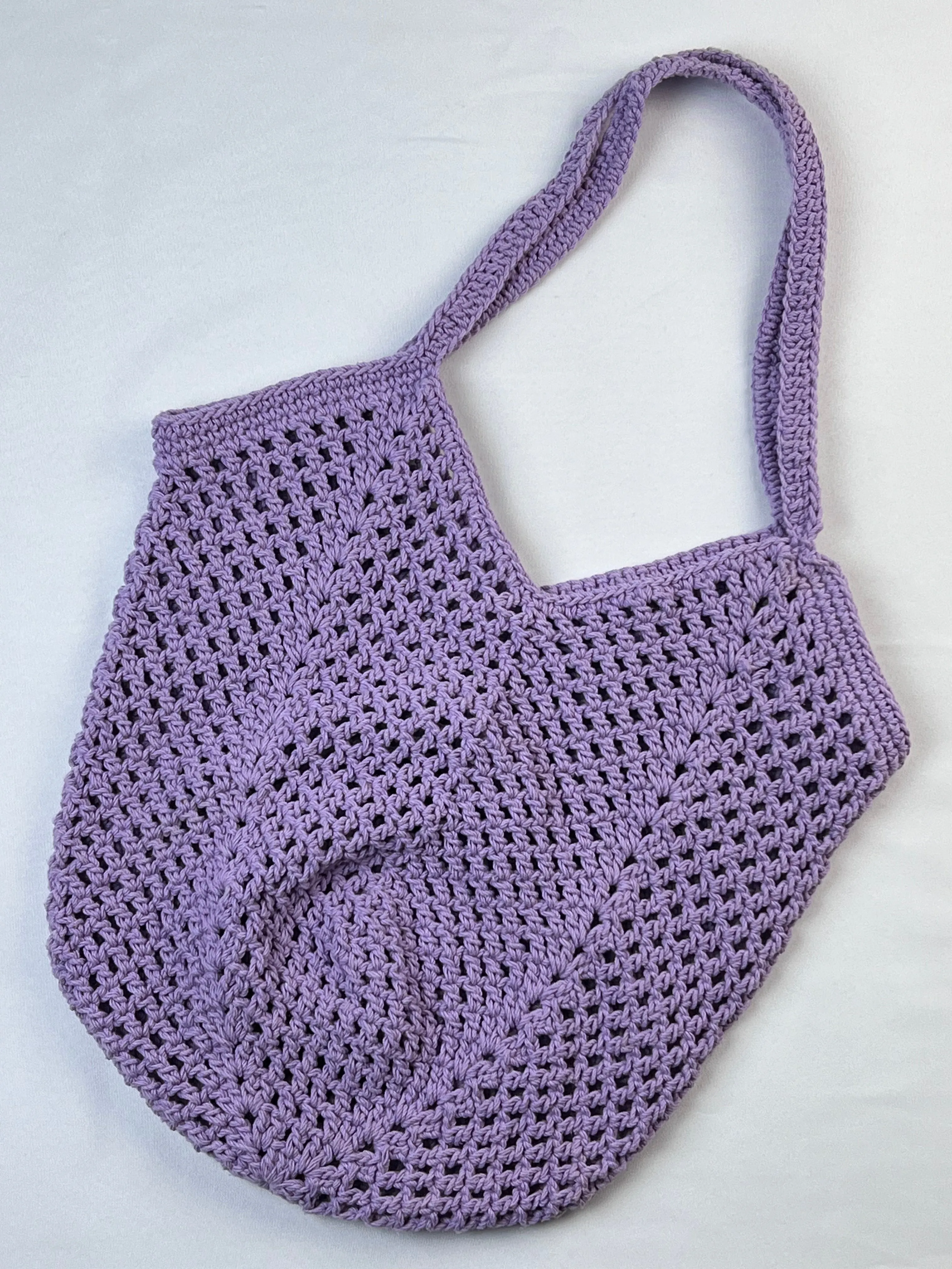 Lilac crochet bag
