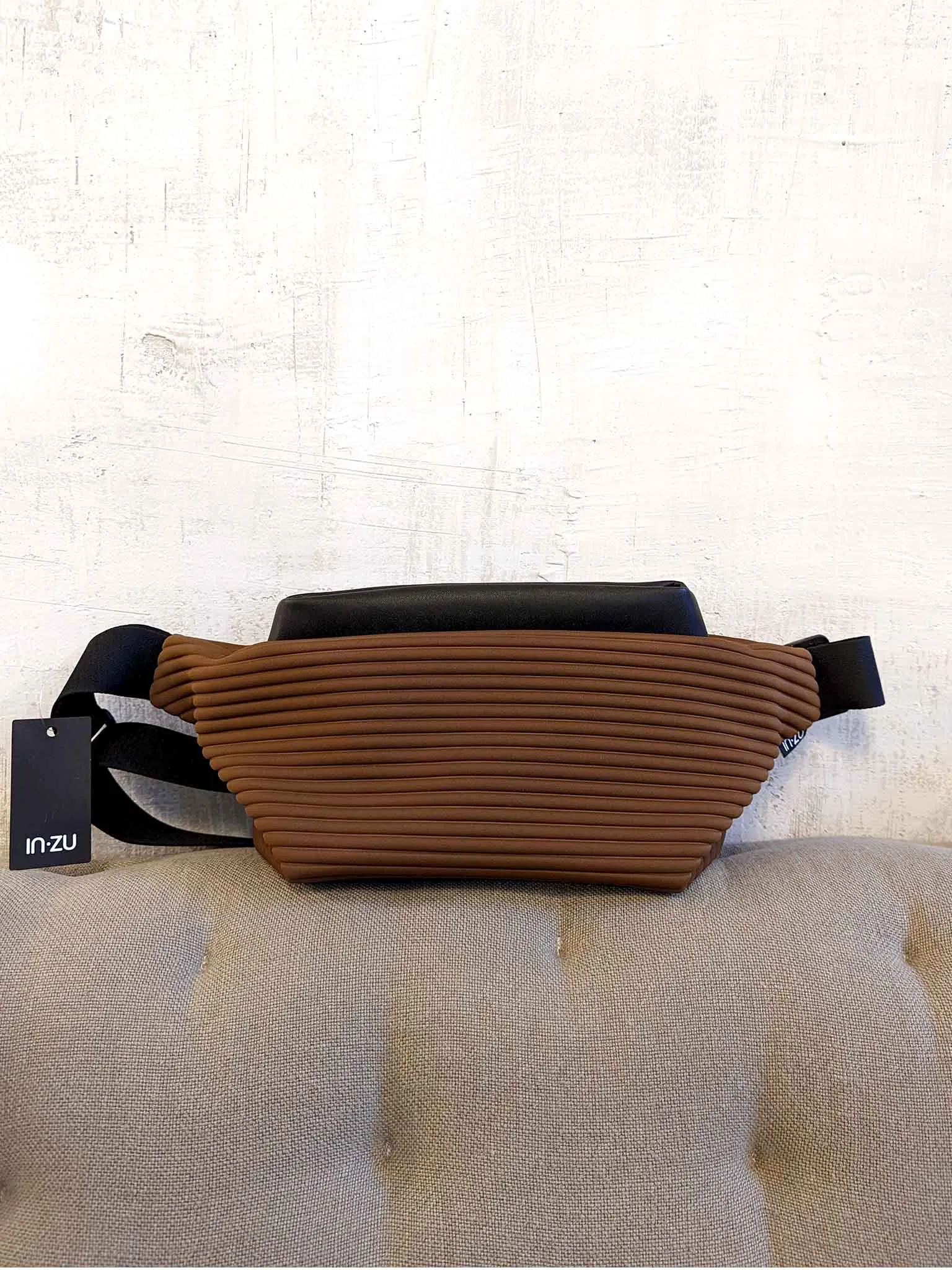 Wallaby Cross Body Belt Bag - FIRED BRICK