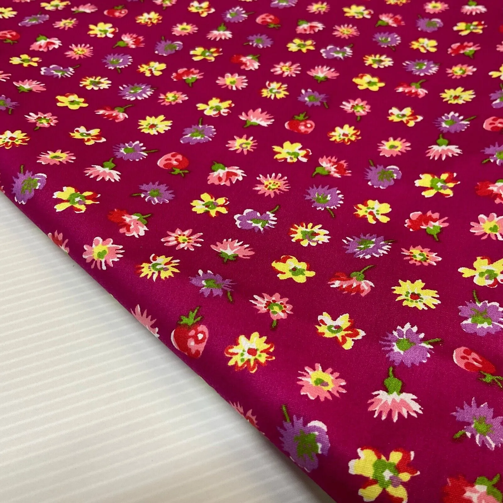 Water Lily Floral Cotton Poplin dress Fabric sold by the meter M1916